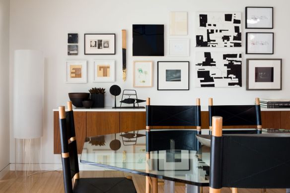 Interior: Joshua Rice Design, Inc. | Mid-century modern private residence  Photo: Robert Yu | 2013 